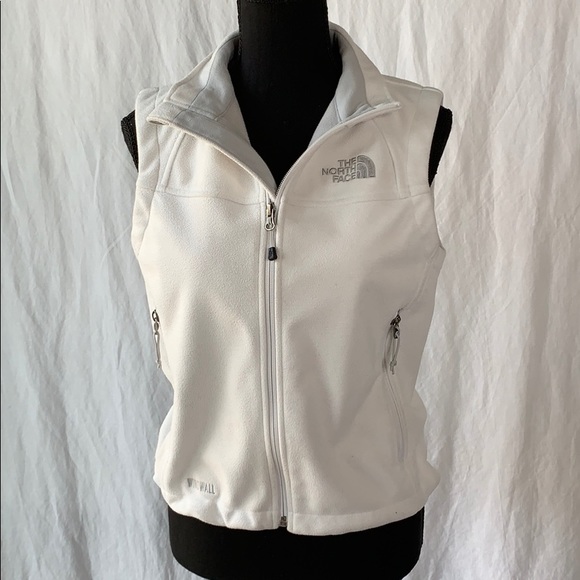 north face sleeveless jacket women's